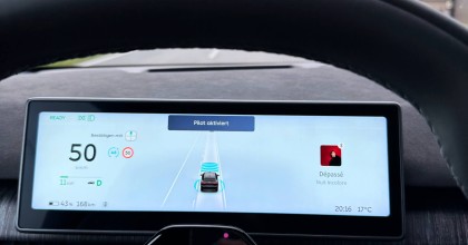 NIO EL7: The dashboard is fully digital and well-organized